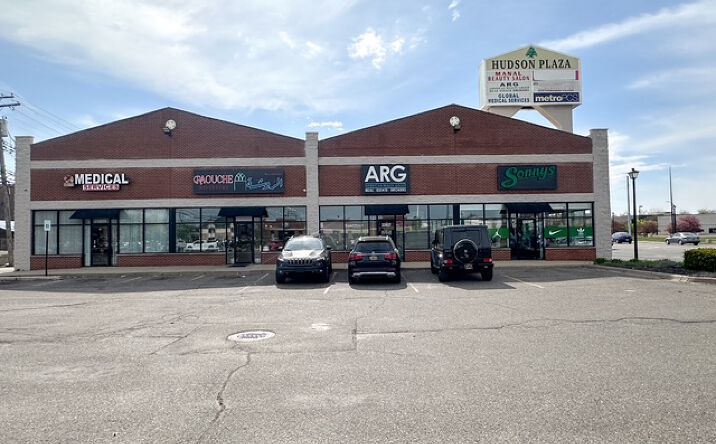 Pictures of Office property located at 22827 MICHIGAN AVE, Dearborn, MI 48124 for lease - image #1