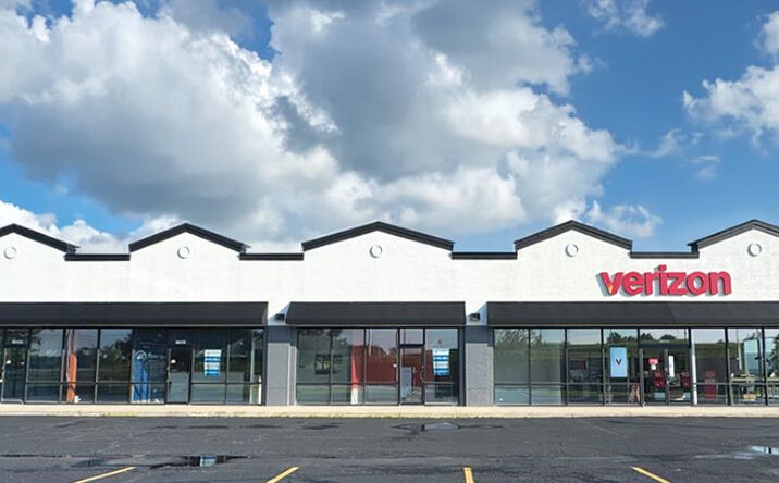 Pictures of Retail property located at 16010 West 65th Street, Shawnee, KS 66217 for lease - image #1