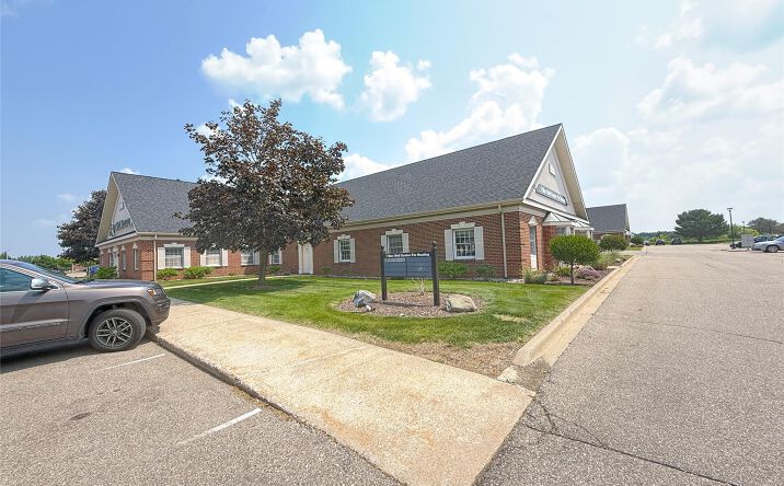 Pictures of Office property located at 1289 S Linden Road S D, Flint, MI 48532 for lease - image #1