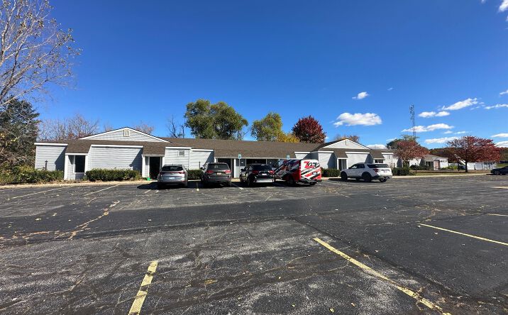 Pictures of Office property located at 6317 TAYLOR Drive C, Flint, MI 48507 for lease - image #1