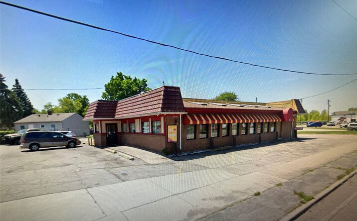 Pictures of Retail, Restaurant property located at 3402 Davison Road, Flint, MI 48506 for lease - image #1
