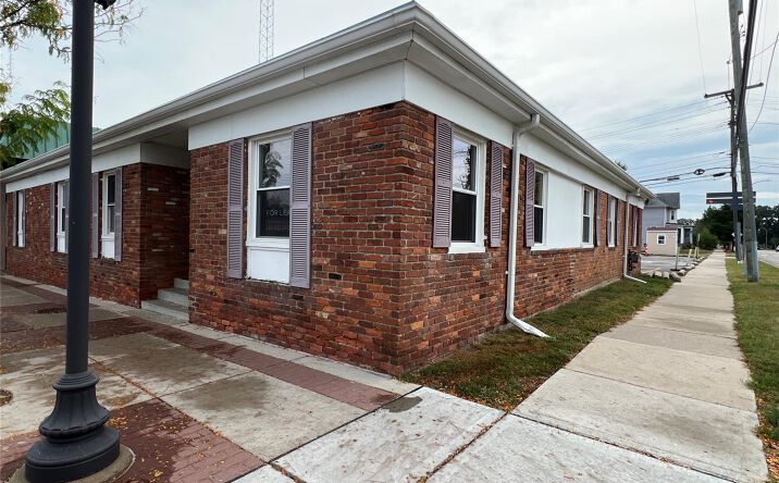 Pictures of Office, Retail property located at 300 E 4th Street 1, Royal Oak, MI 48067 for lease - image #1