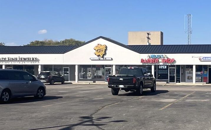Pictures of Retail property located at 34204 Van Dyke, Sterling Heights, MI 48312 for lease - image #1