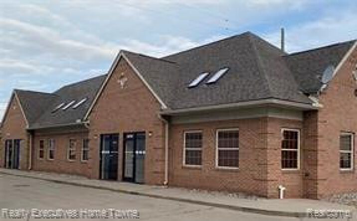 Pictures of Land property located at 50706 Van Dyke Avenue, Shelby Twp, MI 48317 for lease - image #1