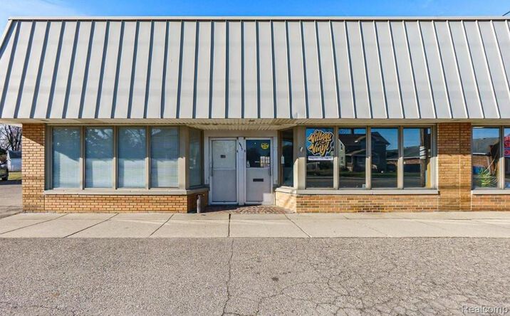 Pictures of Land property located at 5972 Chicago Road Suite A / Suite B, Warren, MI 48092 for lease - image #1