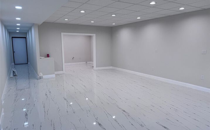 Pictures of Retail property located at 19475 James Couzens Freeway, Detroit, MI 48235 for lease - image #1