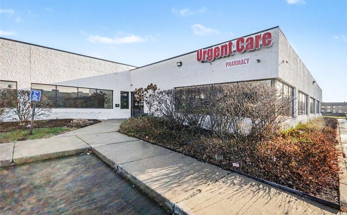 Pictures of Office property located at 33200 DEQUINDRE Road Suite 101, Sterling Heights, MI 48310 for lease - image #1