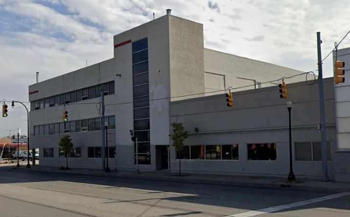 Pictures of Office property located at 14765 Michigan Avenue 3, Dearborn, MI 48126 for lease - image #1