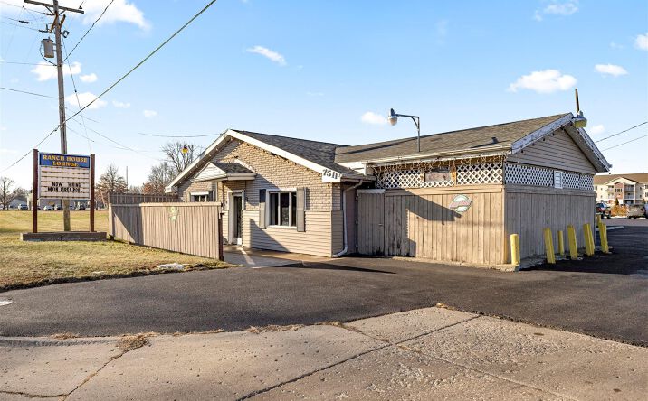 Pictures of Retail property located at 7511 Lewis Avenue, Temperance, MI 48182 for lease - image #1