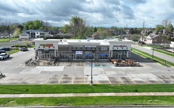 Pictures of Retail property located at 26931 Ford Road, Dearborn Heights, MI 48127 for lease - image #1