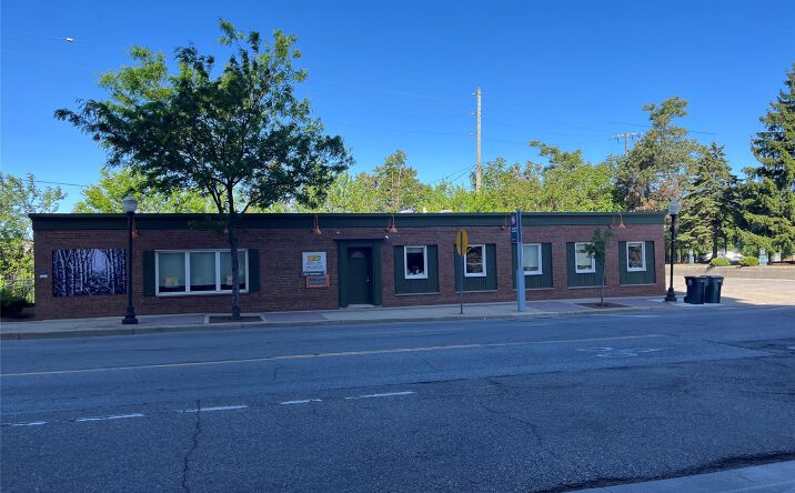 Pictures of Office, Retail property located at 200 S Washington Avenue, Royal Oak, MI 48067 for lease - image #1