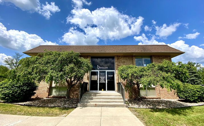 Pictures of Office, Retail property located at 2290 E HILL Road 201, Grand Blanc, MI 48439 for lease - image #1