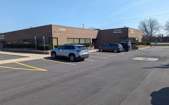 Pictures of Office property located at 35200 Dequindre Road 400 #400, 100, Sterling Heights, MI 48310 for lease - image #1