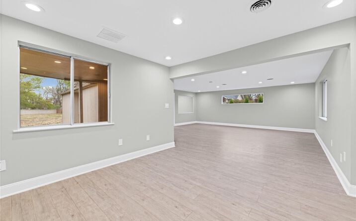Pictures of Retail property located at 3236 Rochester Road, Troy, MI 48083 for lease - image #1