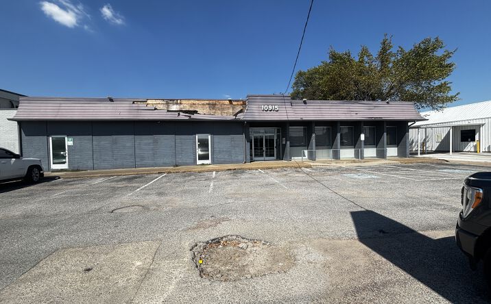 Pictures of Retail, Office property located at 10915 Garland Rd, Dallas, TX 75218 for lease - image #1