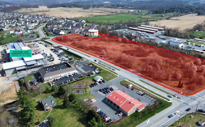 Pictures of Retail, Land property located at Oakdale Overlook, New Market, MD 21774 for lease - image #1