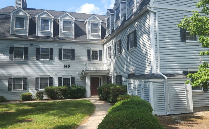 Pictures of Office property located at 149 Durham Road, Madison, CT 06443 for lease - image #1