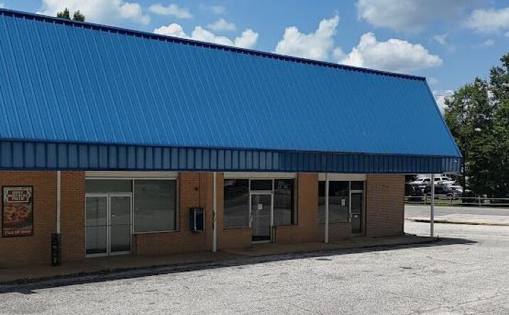 Pictures of Retail property located at 2040 Wire Road, Auburn, AL 36832 for lease - image #1