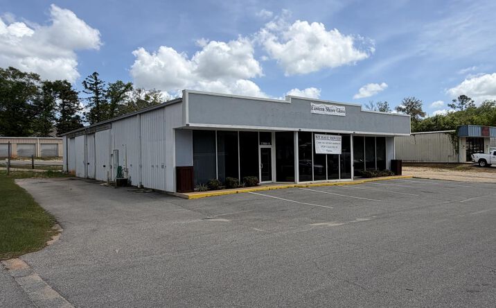 Pictures of Industrial property located at 22886 US Hwy 98, Fairhope, AL 36532 for lease - image #1