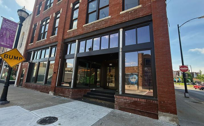 Pictures of Retail, Office property located at 320 W Walnut St, Springfield, MO 65806 for lease - image #1