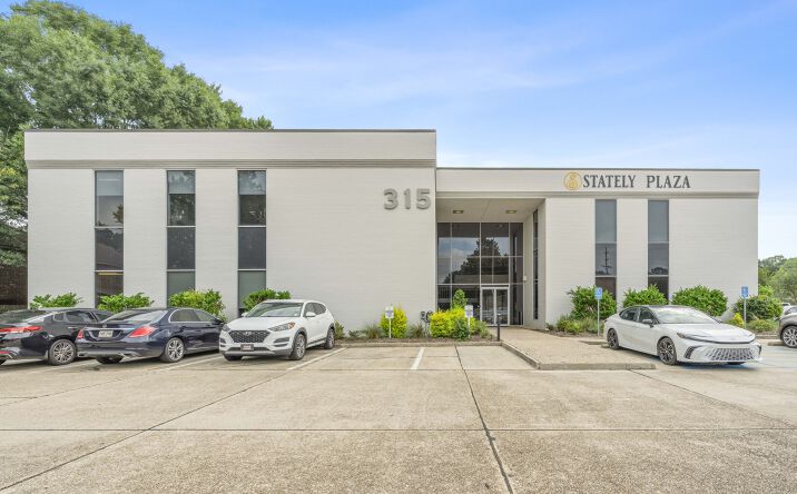 Pictures of Office property located at 315 South College Road, Lafayette, LA 70503 for lease - image #1