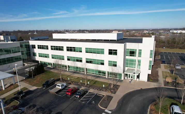 Pictures of Office property located at 1 Eden Pkwy, La Grange, KY 40031 for lease - image #1