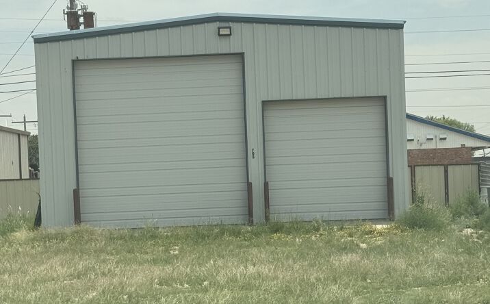 Pictures of Retail property located at 705 West Sockwell Street, Hobbs, NM 88242 for lease - image #1