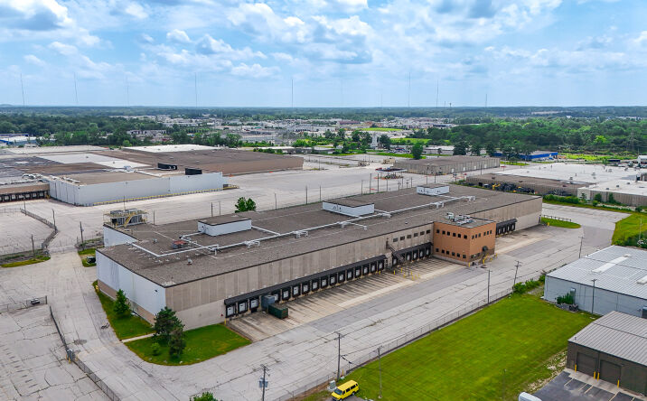 Pictures of Industrial property located at 5025 Executive Blvd, Fort Wayne, IN 46808-1049 for lease - image #1