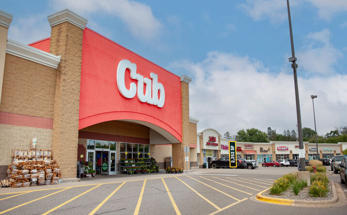 Pictures of Retail property located at 2009-2013 W Broadway Avenue, Forest Lake, MN 55025 for lease - image #1