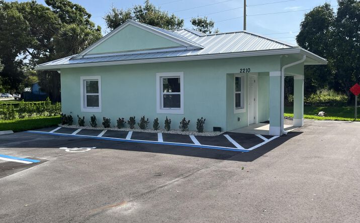 Pictures of Office property located at 2210 S 40th Street, Fort Pierce, FL 34947 for lease - image #1