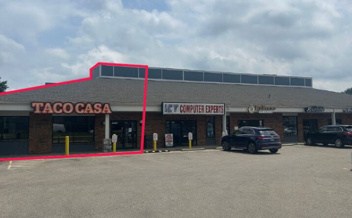 Pictures of Retail property located at 10798 Montgomery Rd, Cincinnati, OH 45242 for lease - image #1