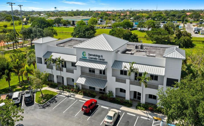 Pictures of Office, Retail property located at 260 SW Natura Avenue # B, Deerfield Beach, FL 33441 for lease - image #1