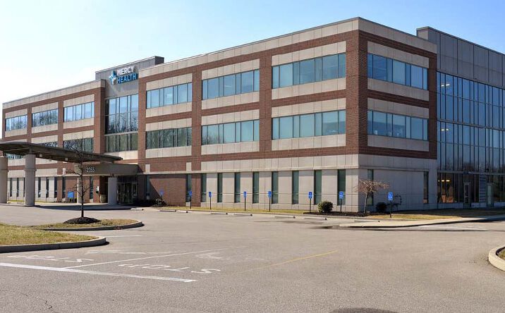 Pictures of Office property located at 2055 Hospital Dr, Batavia, OH 45103 for lease - image #1