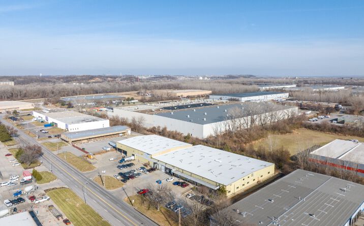 Pictures of Industrial property located at 1811 N Topping Avenue, Kansas City, MO 64120 for lease - image #1