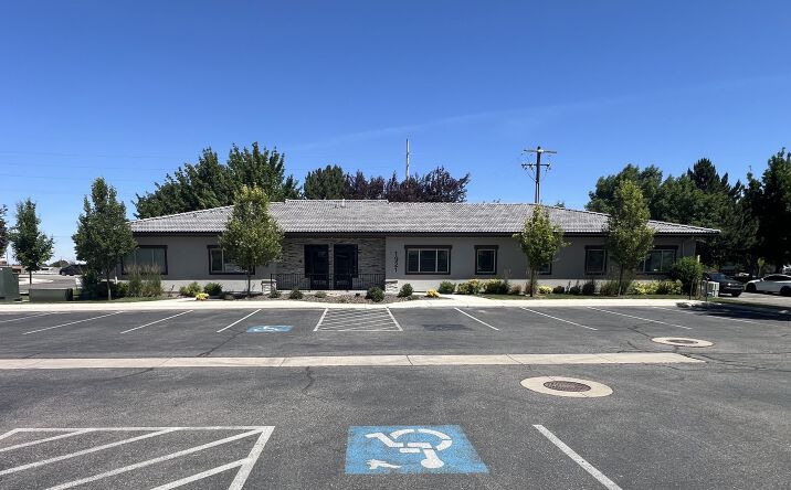 Pictures of Office property located at 1921 E. Overland Road, Meridian, ID 83642 for lease - image #1
