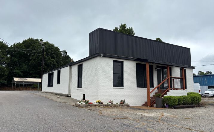 Pictures of Retail, Office, Special Purpose property located at 1203 OPELIKA RD, AUBURN, AL 36830-3313 for lease - image #1