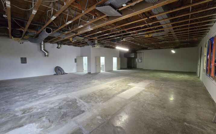 Pictures of Retail, Restaurant property located at 5735 El Camino Real, Atascadero, CA 93423 for lease - image #1