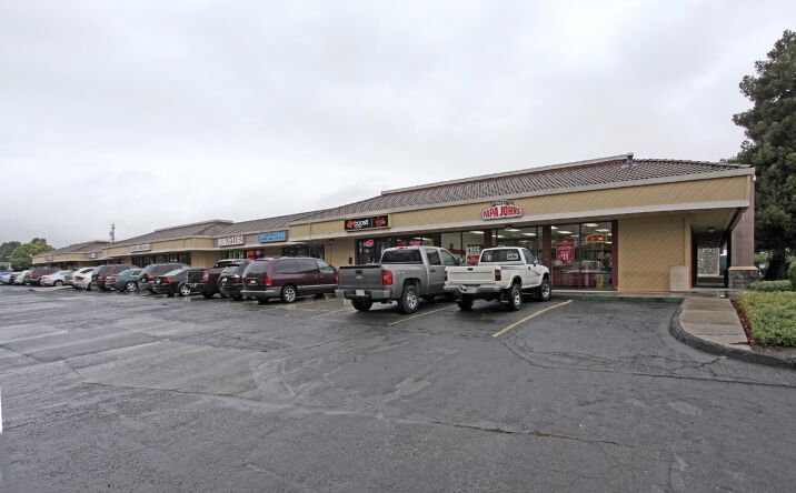 Pictures of Retail property located at 1731 N TEXAS ST, FAIRFIELD, CA 94533-3834 for lease - image #1