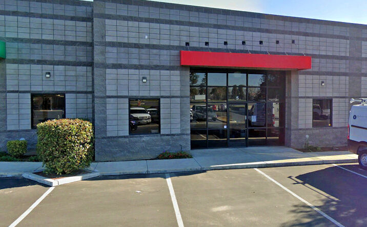 Pictures of Office, Industrial property located at 3600 Pegasus Drive Unit 5, Bakersfield, CA 93308 for lease - image #1
