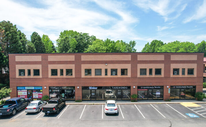 Pictures of Retail, Office property located at 18047 W Catawba Ave, Cornelius, NC 28031 for lease - image #1