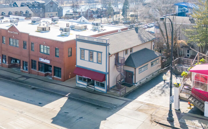 Pictures of Office property located at 22 W State St, Geneva, IL 60134 for lease - image #1