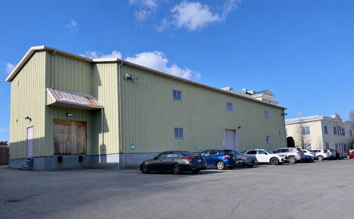 Pictures of Retail, Industrial property located at 35R Spencer Street, Stoneham, MA 02180 for lease - image #1