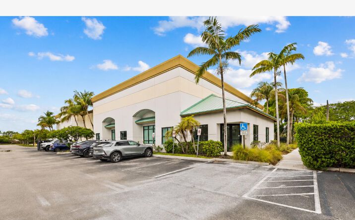 Pictures of Office, Retail property located at 180 Gulf Stream Way, Dania Beach, FL 33004-2151 for lease - image #1