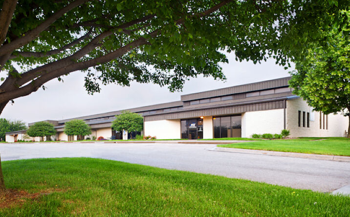 Pictures of Industrial property located at 2308 South 156th Circle, Omaha, NE 68130 for lease - image #1