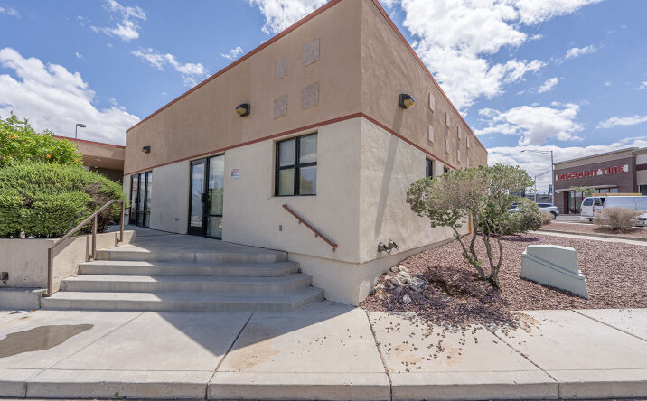 Pictures of Retail, Office property located at 3651 Arizona 95, Bullhead City, AZ 86442 for lease - image #1