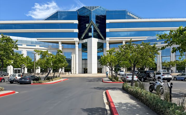 Pictures of Office property located at 303 Twin Dolphin Drive Suite 600, Redwood City, CA 94065 for lease - image #1