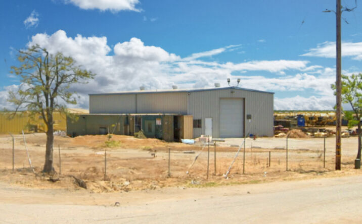 Pictures of Industrial property located at 8920 De Swan Ct, Bakersfield, CA 93314 for lease - image #1