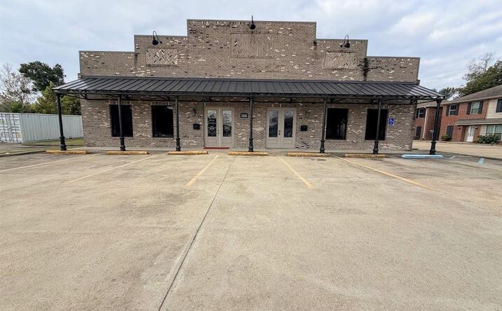 Pictures of Office property located at 3816 Common Street B, Lake Charles, LA 70607 for lease - image #1