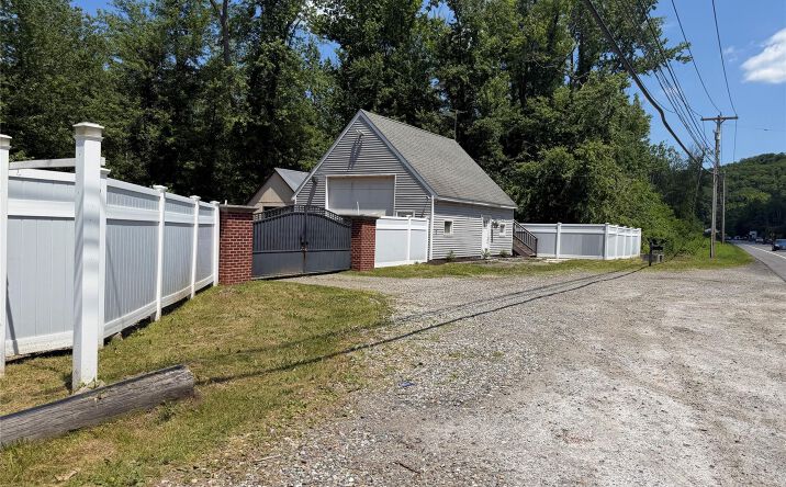 Pictures of Industrial, Retail, Office property located at 2499 Route 22, Patterson, NY 12563 for lease - image #1