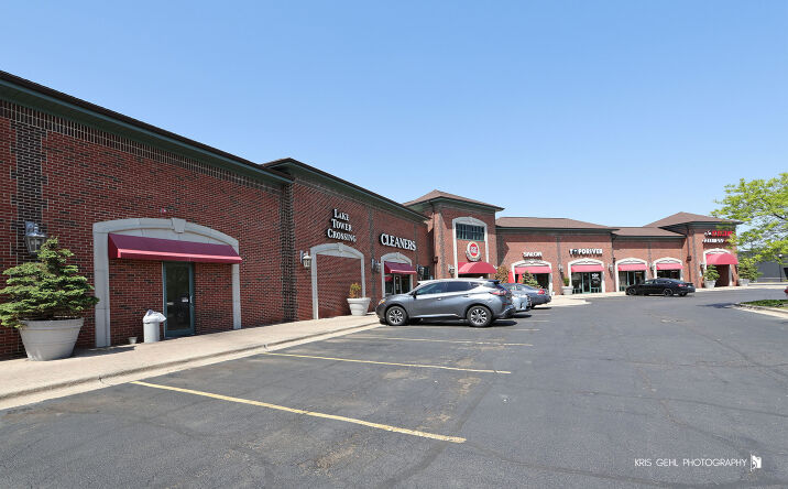 Pictures of Retail property located at 850 Tower Drive 103, Lake Villa, IL 60046 for lease - image #1